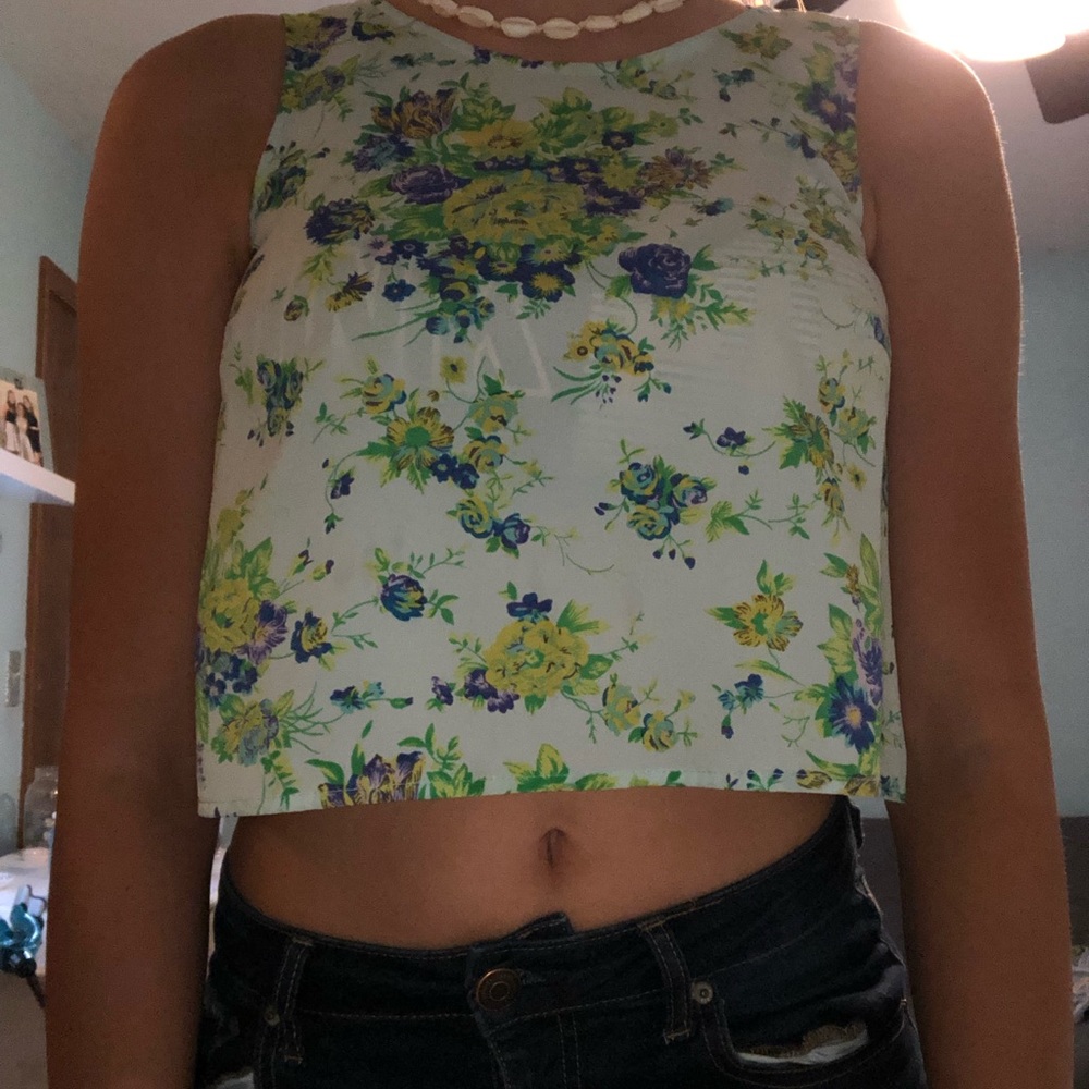 Floral crop top